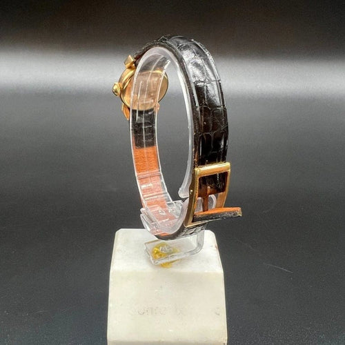 Montre Ultra - Montre femme vintage en or jaune 18 carats 58 Facettes