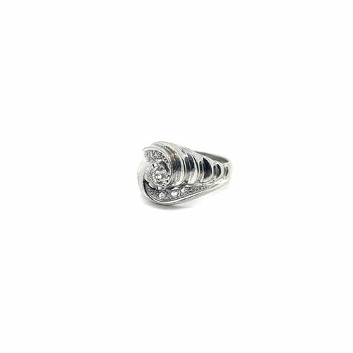 Bague 53 Bague Art déco coquillage en or blanc 18 carats et diamants 58 Facettes
