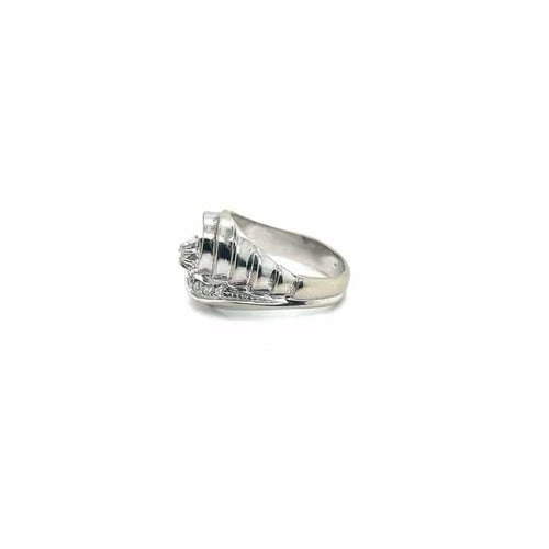 Bague 53 Bague Art déco coquillage en or blanc 18 carats et diamants 58 Facettes