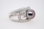 Bague 54 Bague cocktail en or blanc 18 carats avec perle de Tahiti et diamants 58 Facettes