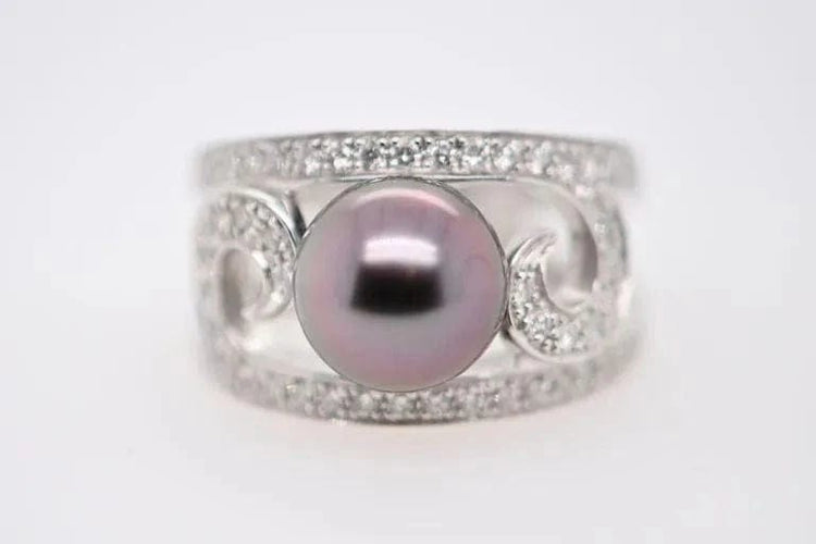 Bague 54 Bague cocktail en or blanc 18 carats avec perle de Tahiti et diamants 58 Facettes