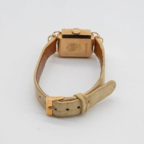 Montre Lip - Montre femme en or 18 carats, boîtier carré 19 mm 58 Facettes