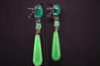 Boucles d'oreilles Boucles d'oreilles en or blanc 18 carats, émeraudes, jade et agate verte 58 Facettes