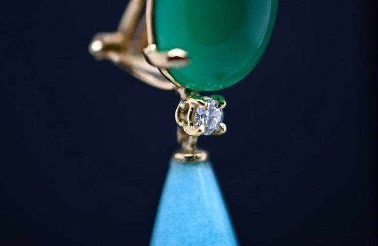 Boucles d'oreilles Boucles d’oreilles agate verte et amazonite en or 18 carats avec diamants 58 Facettes