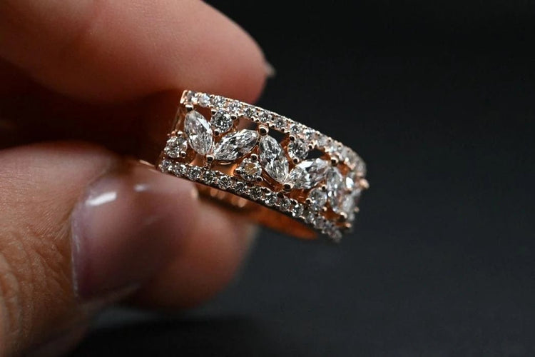 Bague 55 Bague alliance en or rose 18 carats et diamants 58 Facettes