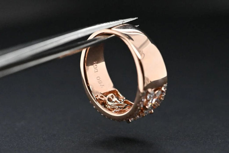 Bague 55 Bague alliance en or rose 18 carats et diamants 58 Facettes