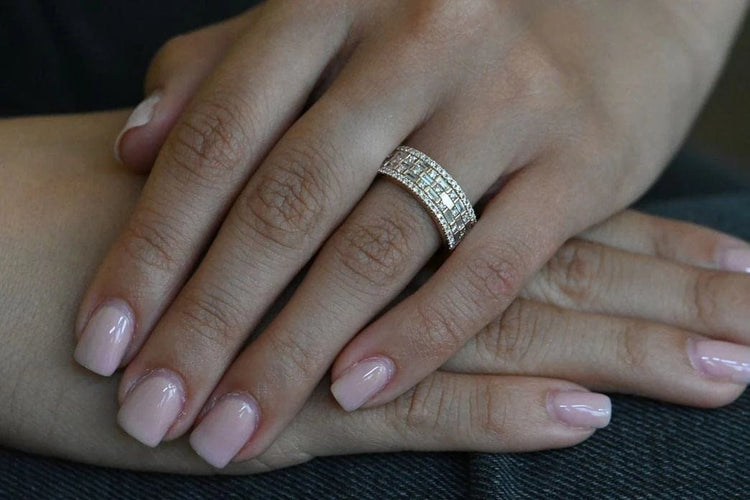 Bague 55 Bague alliance en or rose 18 carats sertie de diamants 1,10 ct 58 Facettes
