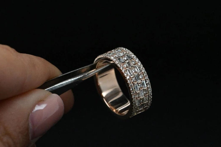 Bague 55 Bague alliance en or rose 18 carats sertie de diamants 1,10 ct 58 Facettes