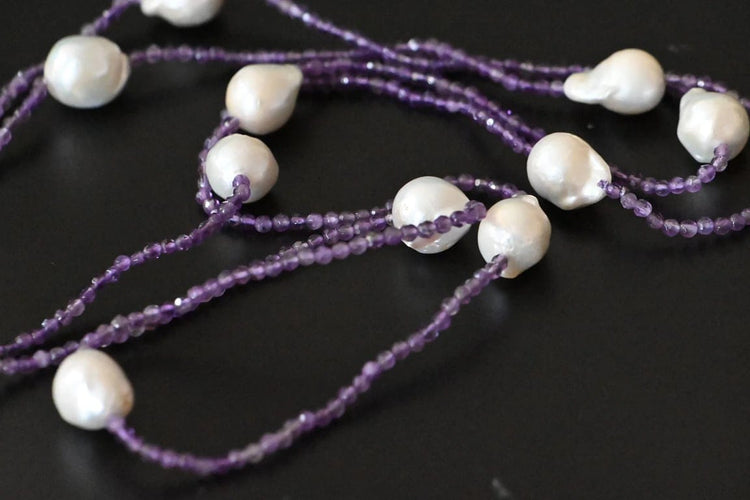 Collier Collier en améthyste et perles d’eau douce 58 Facettes