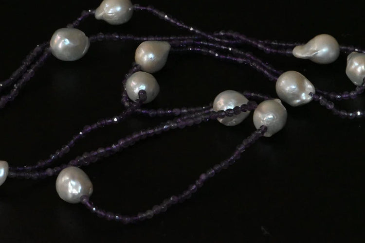 Collier Collier en améthyste et perles d’eau douce 58 Facettes