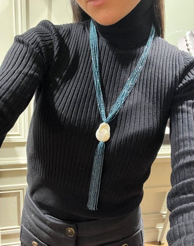 Collier Collier sautoir à franges en topazes London blue, perle baroque et bakélite 58 Facettes