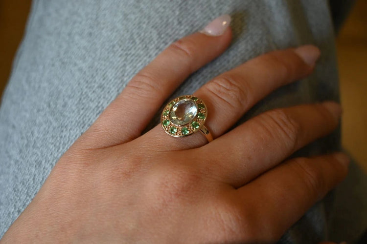 Bague 54 Bague en or rose 18 carats avec améthyste verte et tsavorites 58 Facettes