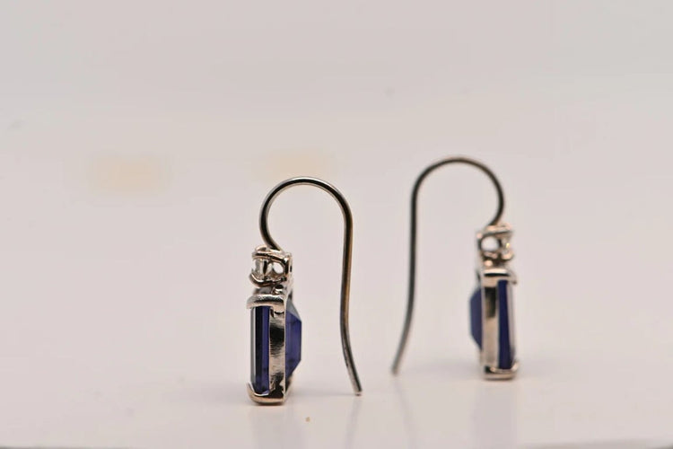 Boucles d'oreilles Boucles d'oreilles en or blanc 18 carats avec iolites et diamants 58 Facettes