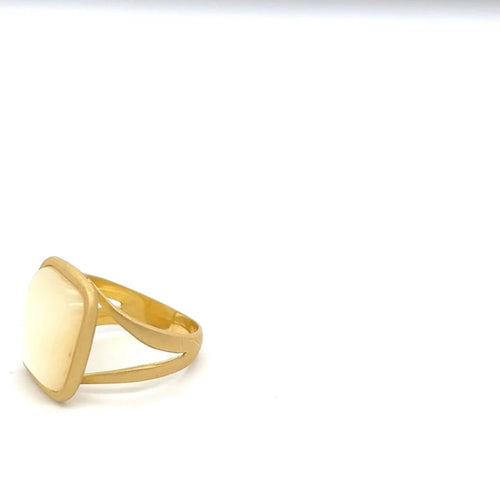 Bague 54.5 Bague anneau carré en or jaune 18 carats et nacre 58 Facettes