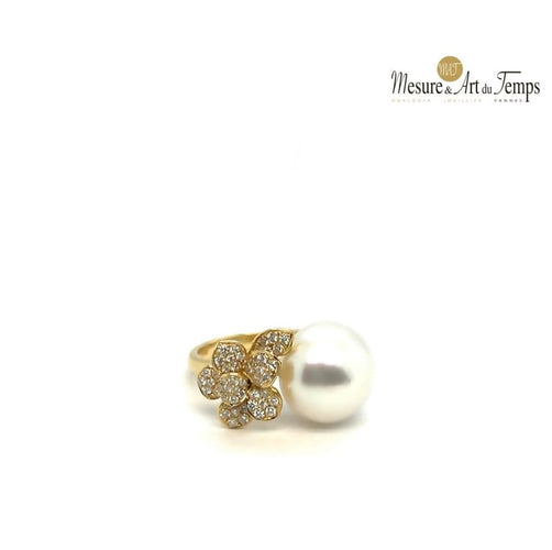 Bague 54 Bague en or jaune 18 carats avec perle de culture et diamants 58 Facettes