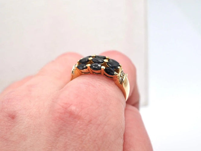 Bague 62 Bague rétro en or jaune sertie de saphirs et diamants 58 Facettes