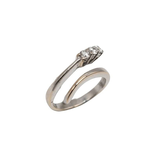 Bague 49.5 Bague trilogie en or blanc 750 et diamants 58 Facettes