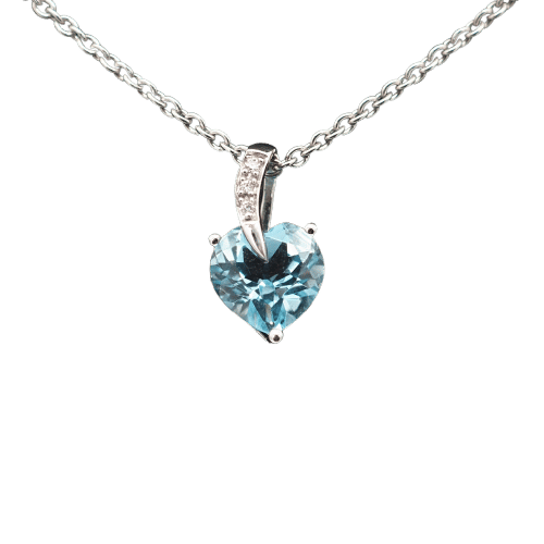 Pendentif Pendentif en or blanc 750 avec topaze cœur et diamants 58 Facettes