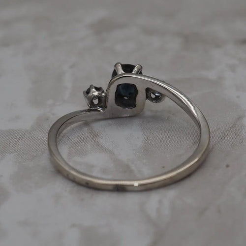 Bague 52 Bague en or blanc 750 millièmes avec saphir, taille 52 58 Facettes