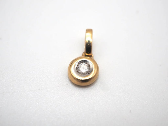 Pendentif Pendentif en or jaune 750 et diamant serti clos 58 Facettes
