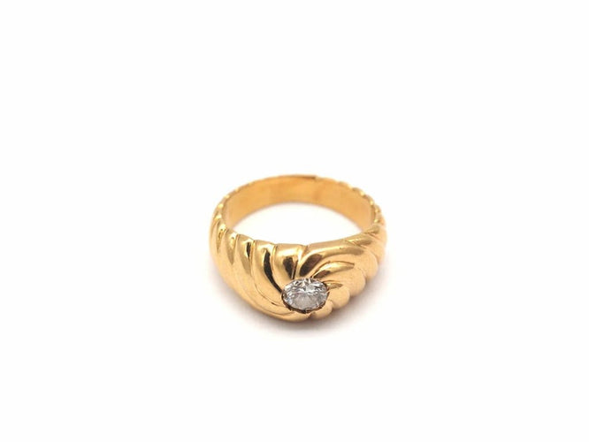 Bague 50 Bague tourbillon godronnée en or jaune 750 avec diamant 58 Facettes