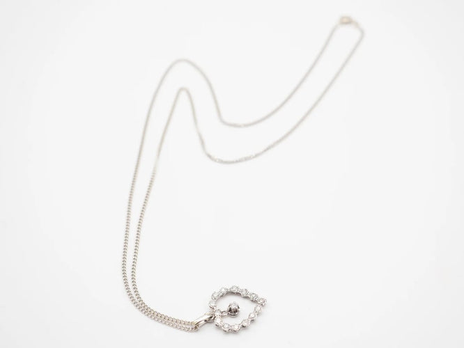 Collier Collier - Pendentif cœur en or blanc 750 et diamants 58 Facettes