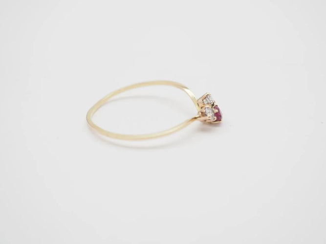 Bague 55 Bague diadème en or jaune 750 avec rubis et diamants 58 Facettes