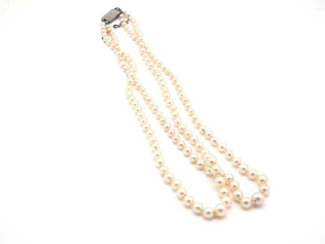 Collier Collier de perles ancien avec fermoir en or blanc 58 Facettes