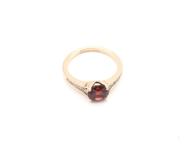 Bague 56 Bague en or rose 750 avec grenat et diamants 58 Facettes