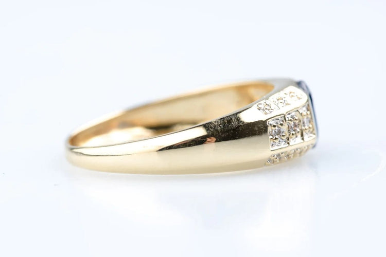 Bague 54 Bague en or jaune 18K avec saphir et diamants 58 Facettes BGSAPHIRDIAM-107