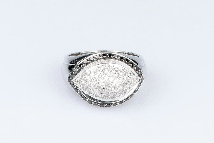 Bague 53.5 Bague diamants en or blanc 18 carats 58 Facettes 111-42837-33