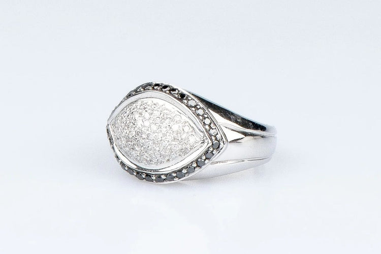 Bague 53.5 Bague diamants en or blanc 18 carats 58 Facettes 111-42837-33