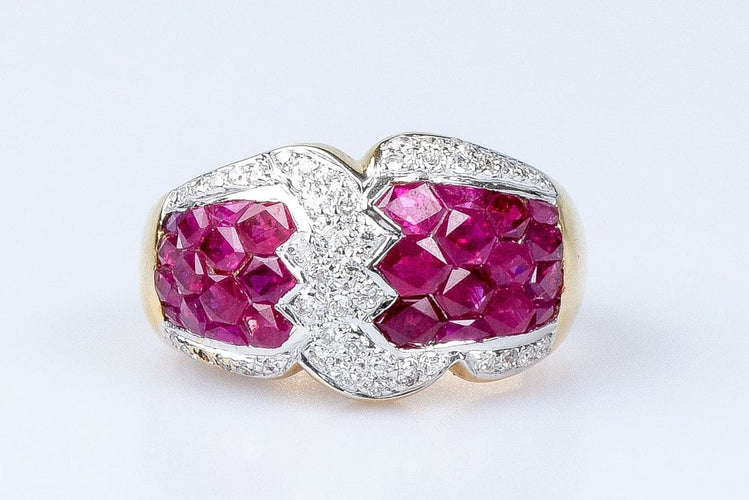 Bague 56 Bague en or jaune 18 carats avec rubis et diamants 58 Facettes 41400026-63