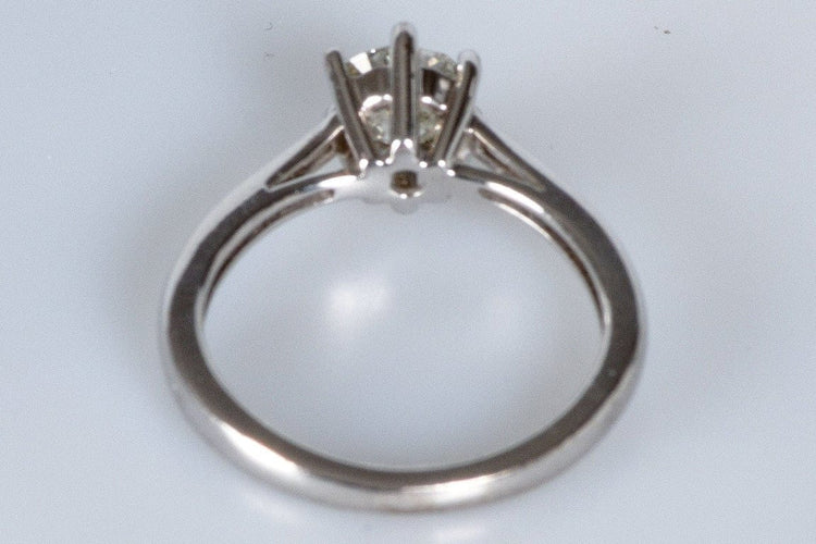 Bague 53 Bague solitaire en or blanc 18 carats avec diamant 0,85 ct 58 Facettes J5330495534-AIG6