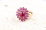 Bague 52 Bague fleur en or jaune 18K avec rubis 3,35 ct 58 Facettes BGRUBIOC583-107