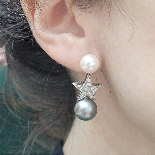 Boucles d'oreilles Boucles d'oreilles en perles avec étoile en diamants en or blanc et jaune 18 carats 58 Facettes PE238TA159