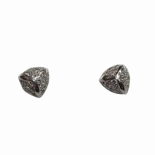 Boucles d'oreilles Boucles d’oreilles en or blanc 18 carats et diamants 58 Facettes PE24