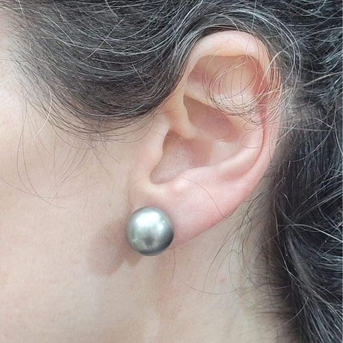 Boucles d'oreilles Boucles d'oreilles en perles de Tahiti en or blanc 18 carats 58 Facettes TA129