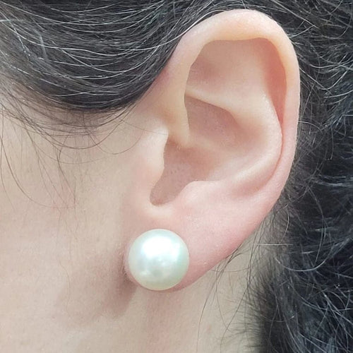 Boucles d'oreilles Boucles d’oreilles en perles australiennes et or 18 carats 58 Facettes T101