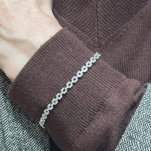 Bracelet Bracelet en or blanc 18 carats et diamants 58 Facettes P19
