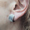 Boucles d'oreilles Boucles d'oreilles en or blanc 18 carats avec diamants et saphirs 58 Facettes PE198