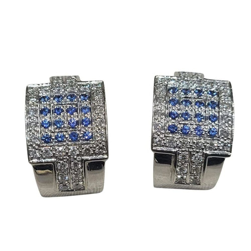Boucles d'oreilles Boucles d'oreilles en or blanc 18 carats avec diamants et saphirs 58 Facettes PE198