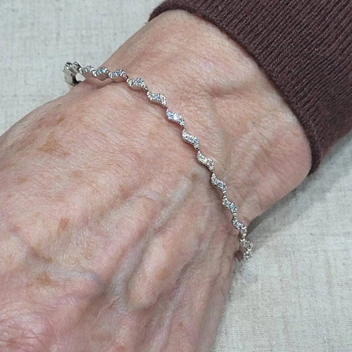 Bracelet Bracelet en or blanc 18 carats et diamants taille brillant 58 Facettes 4G747