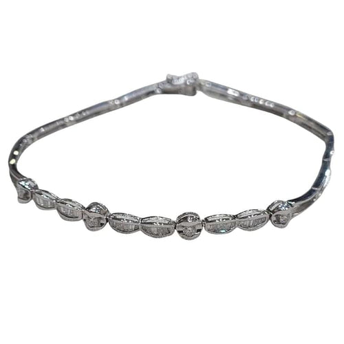 Bracelet Bracelet en or blanc 18 carats et diamants 58 Facettes P17