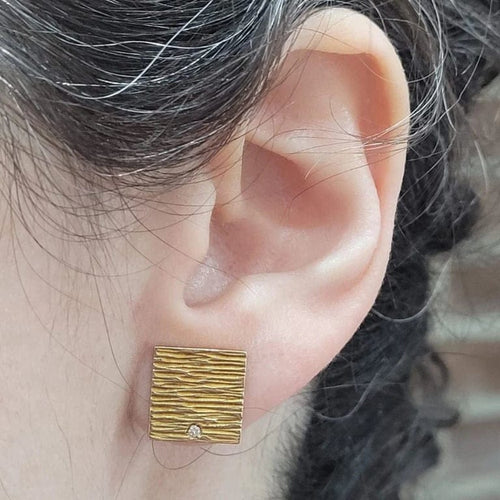 Boucles d'oreilles Boucles d’oreilles en or jaune 18 carats et diamants 58 Facettes PE785