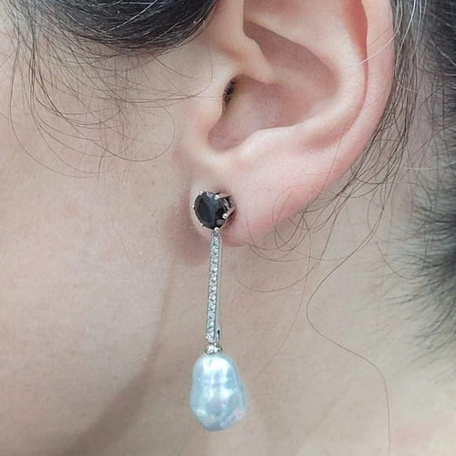 Boucles d'oreilles Boucles d’oreilles démontables en or blanc 18k, perles, diamants et onyx 58 Facettes TA73T364