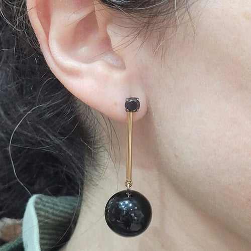 Boucles d'oreilles Boucles d’oreilles démontables en or jaune 18 carats, corail noir et diamants noirs 58 Facettes PE348T222