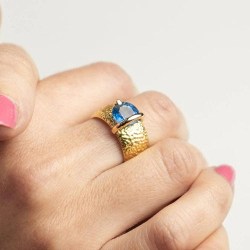 Bague Bague en or jaune 18 carats avec cyanite 58 Facettes BOR50