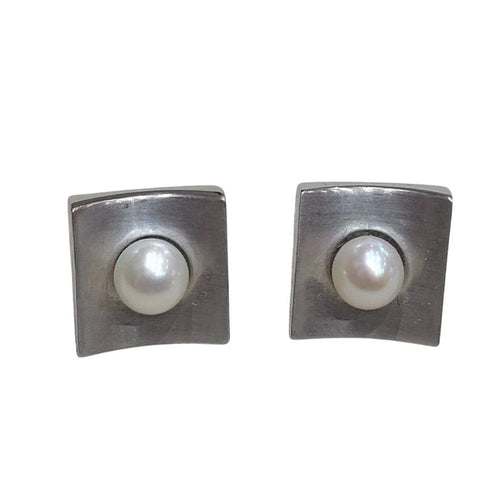 Boucles d'oreilles Boucles d'oreilles carrées en or blanc 18 carats et perles Akoya 58 Facettes PE648