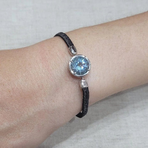 Bracelet Bracelet en or blanc 18 carats et topaze 58 Facettes P178